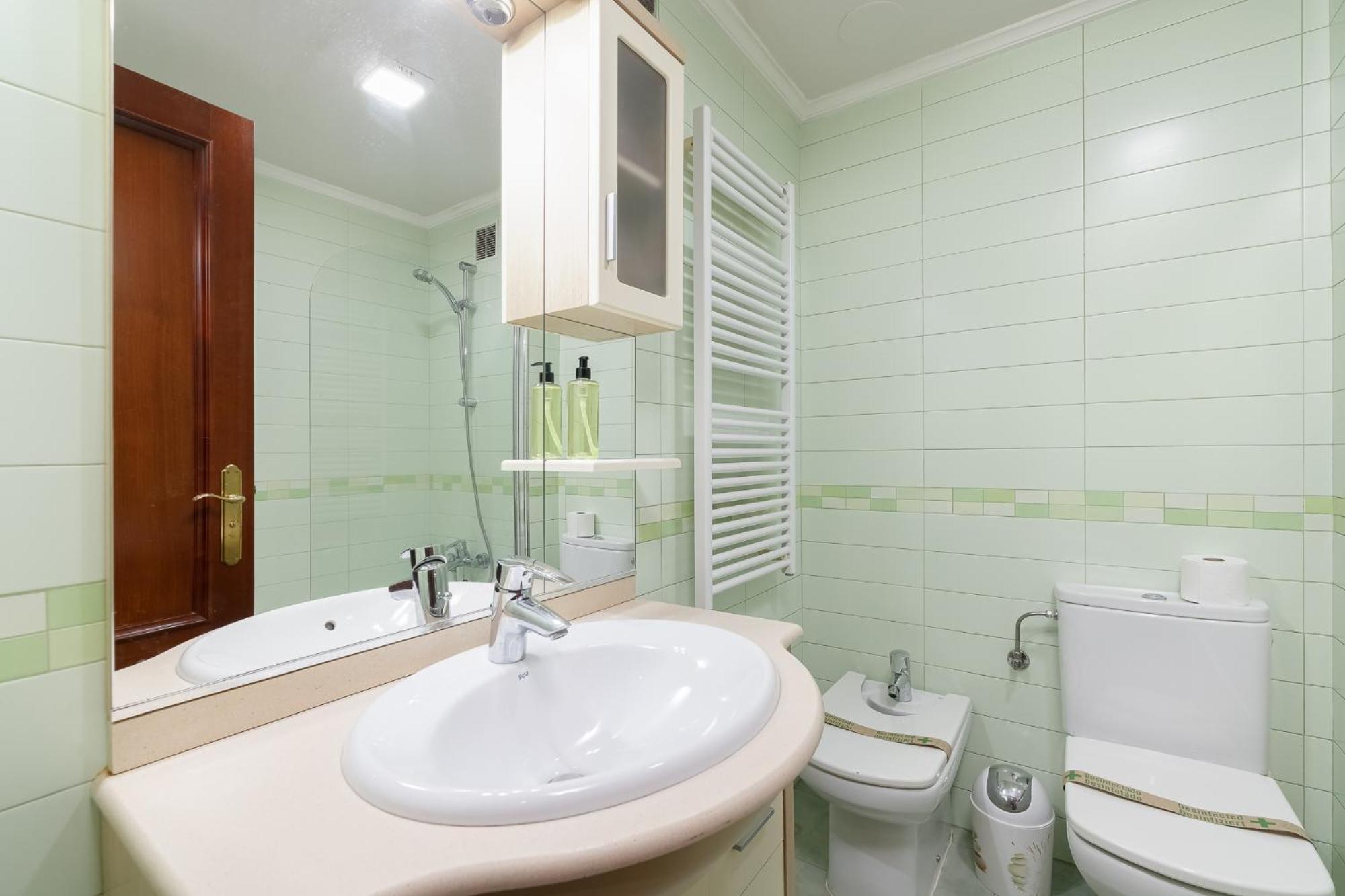 Estudio Moderno Con Parking By Cabana Rentals ヴィーゴ エクステリア 写真