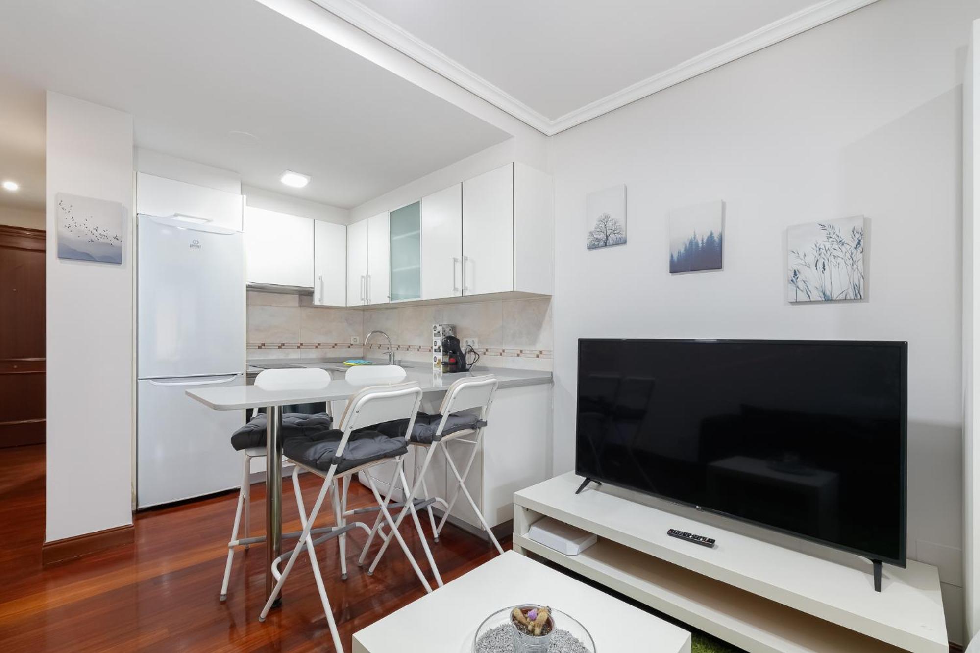 Estudio Moderno Con Parking By Cabana Rentals ヴィーゴ エクステリア 写真